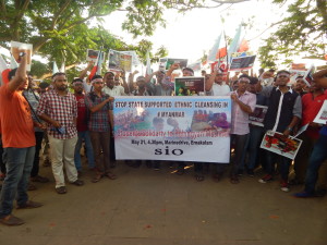 “Stop State Supported  Ethnic Cleansing in Myanmar ” students express solidarity with Rohingya